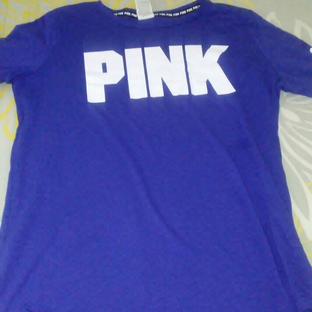 ✨🔥V.S. PINK T-SHIRT 🔥✨